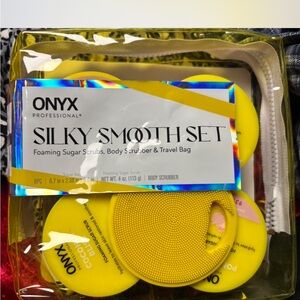 Onyx Professional Silky Smooth sugar scrub set